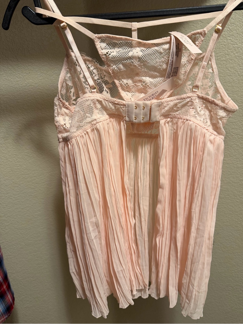 Victoria's Secret date to dream pleated Babydoll set - Picture 4 of 5